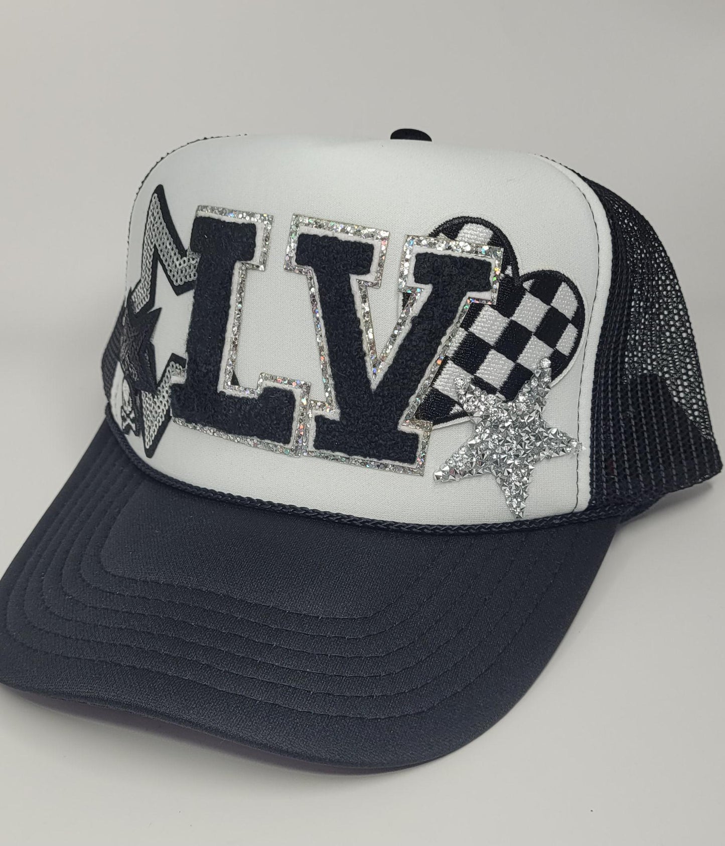 Custom LV Raiders-Inspired Trucker Hat – Silver Glitter & Skull Patch Design
